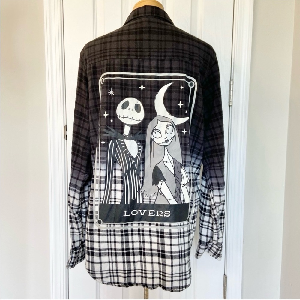 BoxLunch x Disney The Nightmare Before Christmas Women's Flannel Ombre Medium